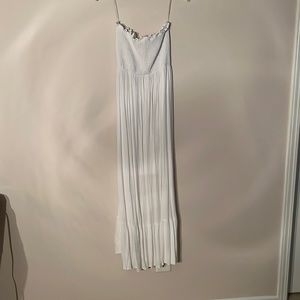 Stiletto’s strapless maxi dress in white size XL